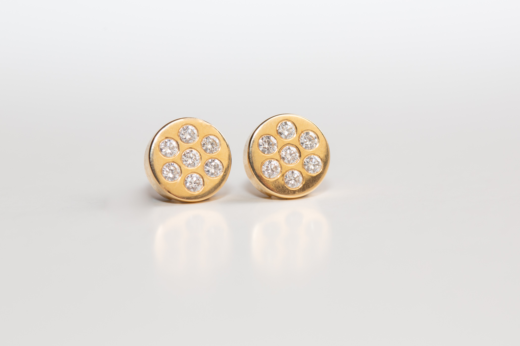 modernista large studs - 18K Gold